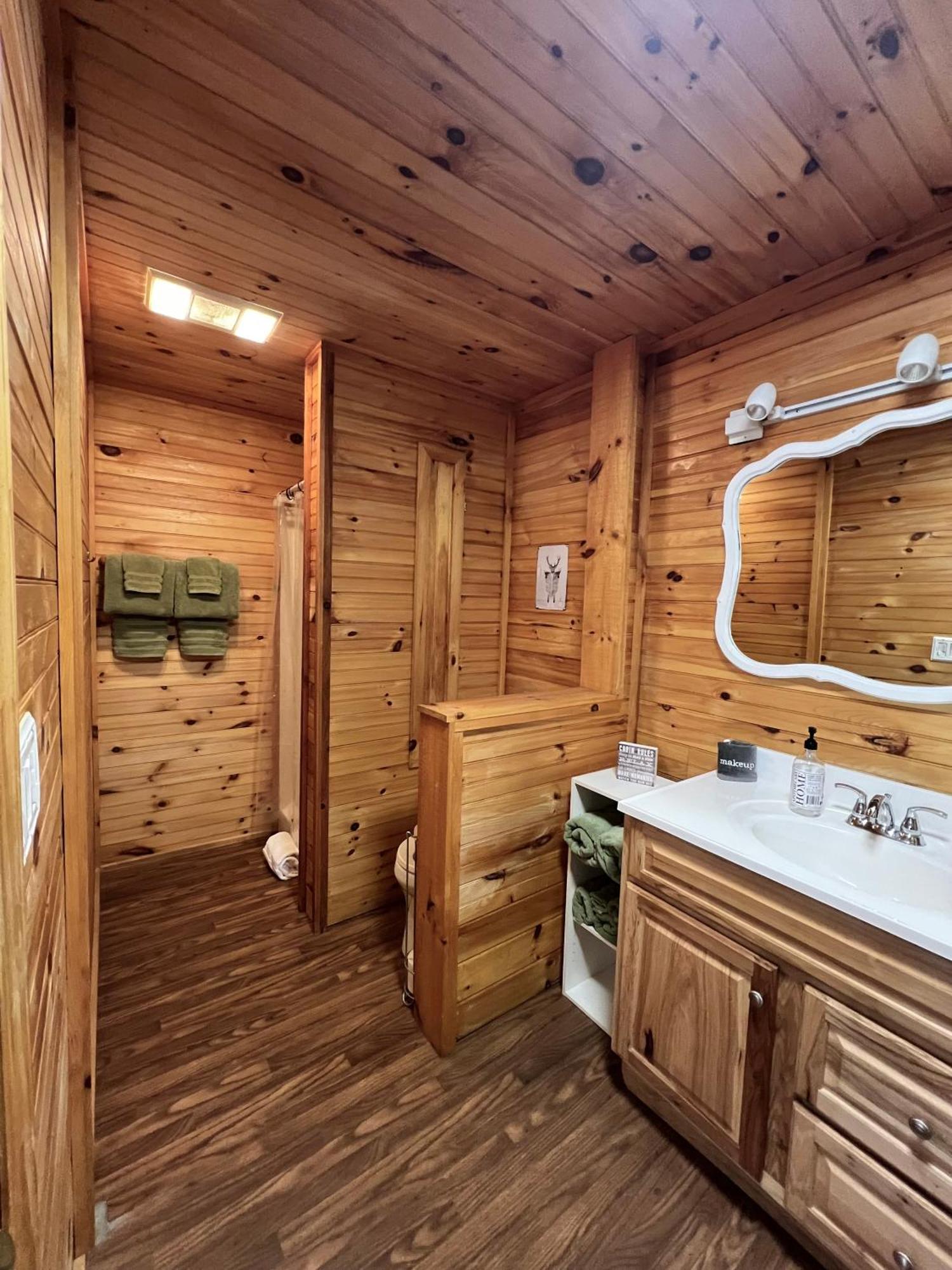Firefly Fields 2-Acres With Guest House, Game Room, Mountain & River Views Sevierville Bagian luar foto