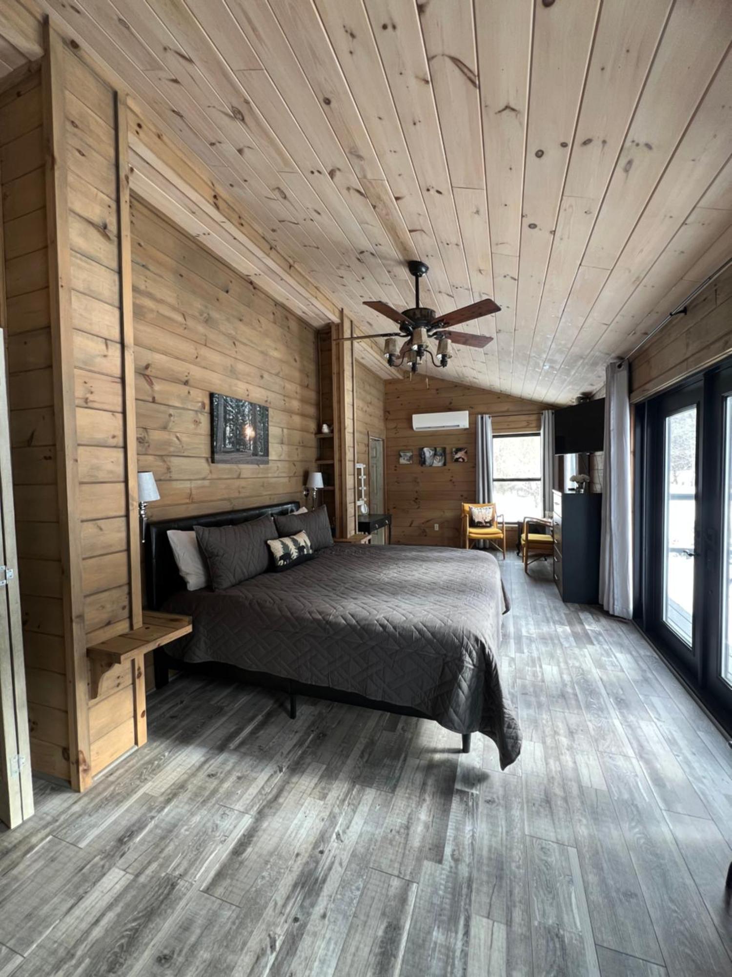 Firefly Fields 2-Acres With Guest House, Game Room, Mountain & River Views Sevierville Bagian luar foto
